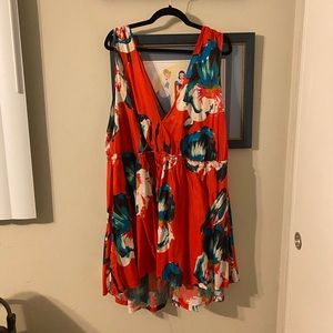 Red white and blue tunic 26/28-